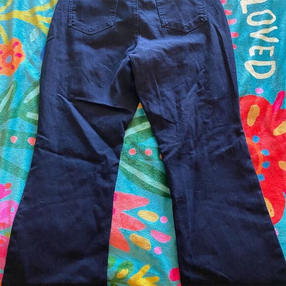 Style & Co Women's Bootcut Jeans Size 14 Dark Blue 5-Pocket Design - Picture 2 of 5